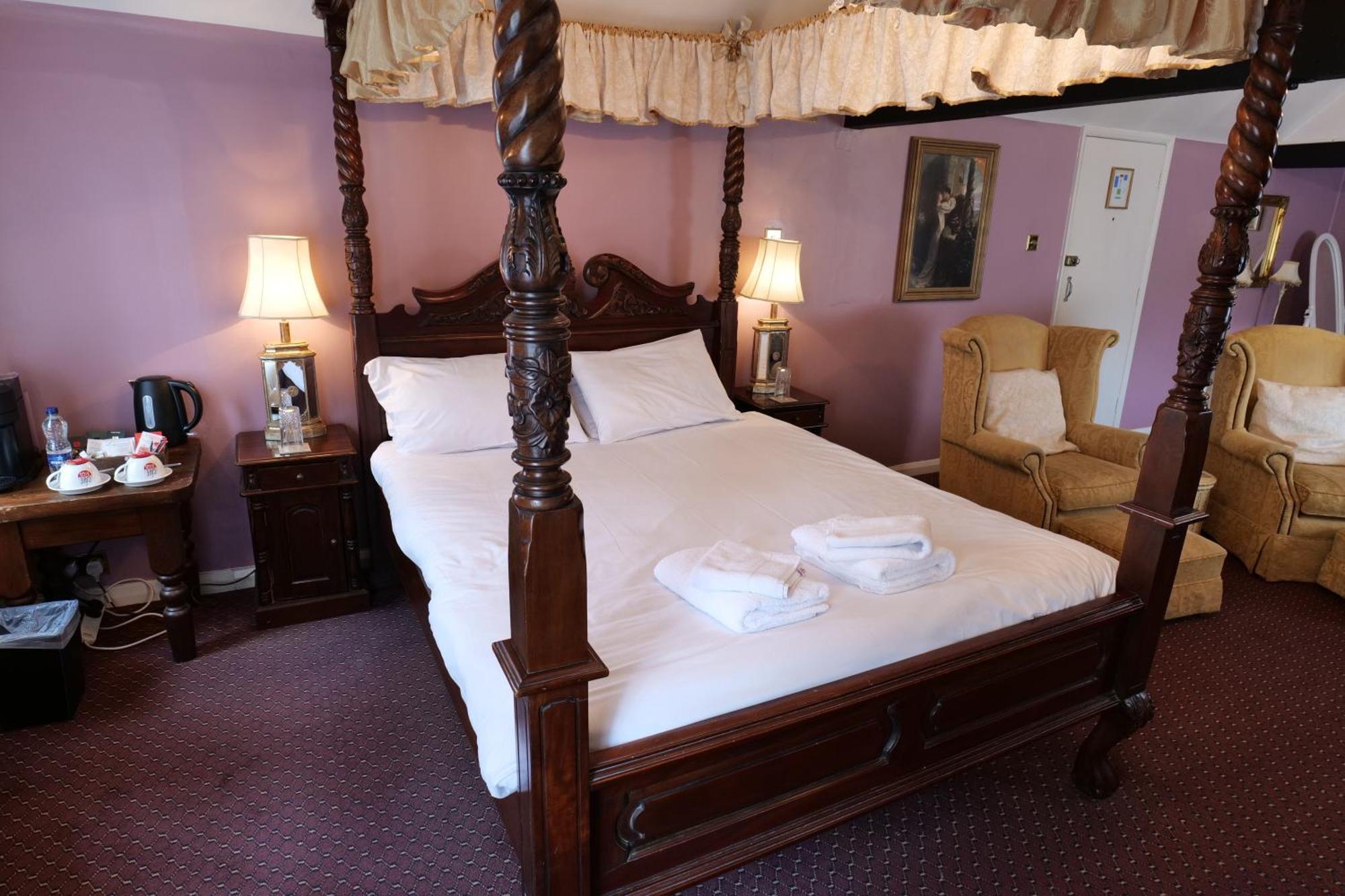The Mary Arden Inn Stratford-upon-Avon Eksteriør billede